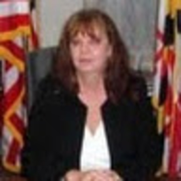 Meet your Posher, Carolyn - Picture 1 of 1